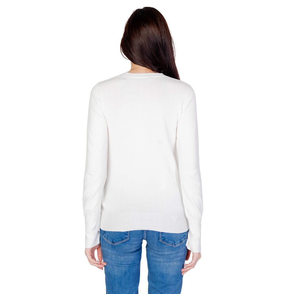 Guess - Minimalist Cotton Long Sleeve Sweatshirt - White Guess