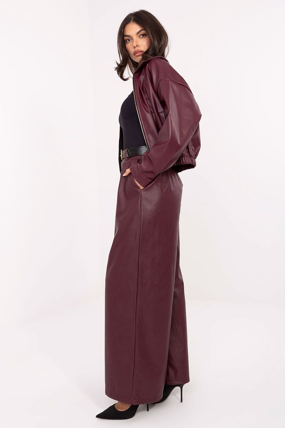  Women trousers model 219886 Rue Paris 