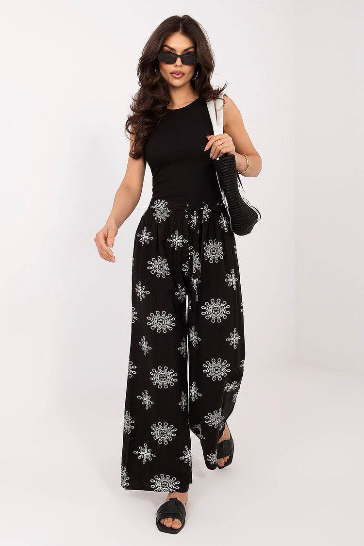  Damskie spodnie model 226629 Italy Moda 